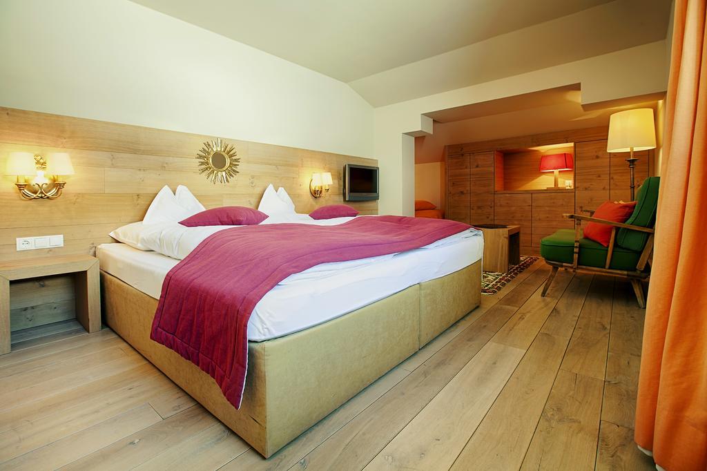 Hinterwies - Ski In / Lodge / Dine Lech am Arlberg Δωμάτιο φωτογραφία