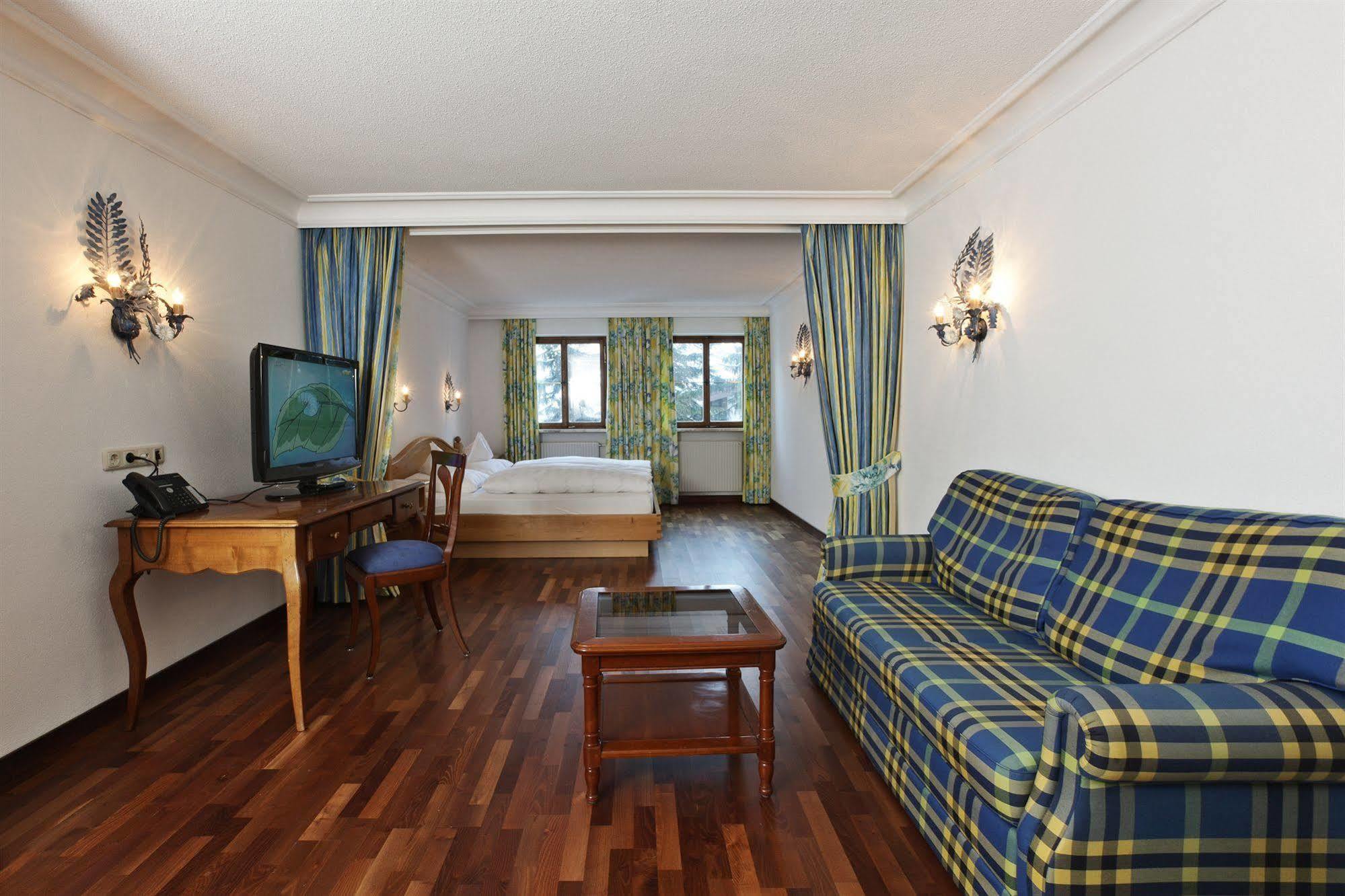 Hinterwies - Ski In / Lodge / Dine Lech am Arlberg Εξωτερικό φωτογραφία