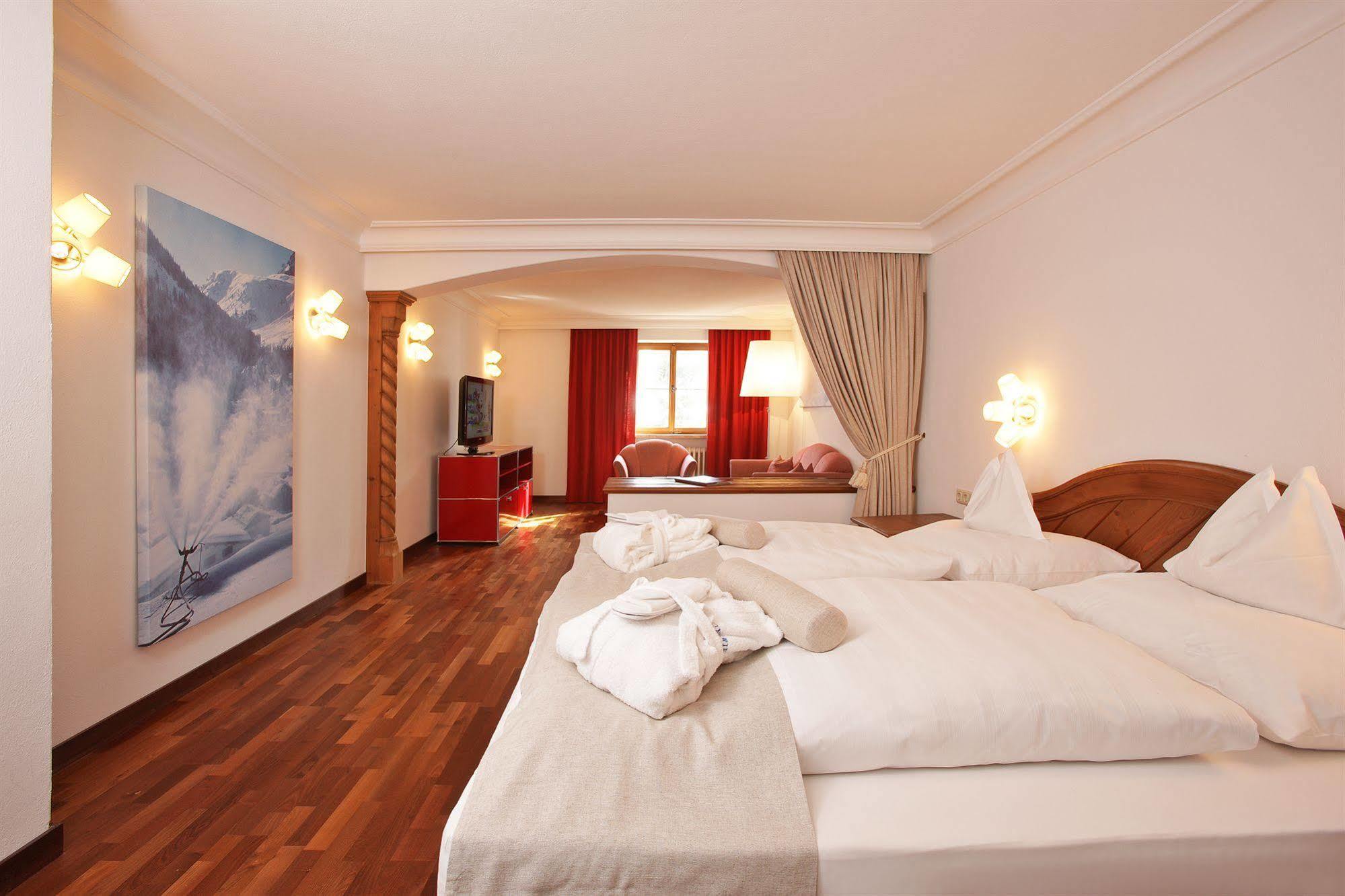 Hinterwies - Ski In / Lodge / Dine Lech am Arlberg Εξωτερικό φωτογραφία